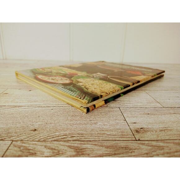 European‎ Kitchen HCDJ Cookbook Vtg 1974 - RARE HTF 1st Ed - Marie Merrington - Picture 11 of 15